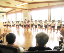 さくら館、いも苗植えお手伝い③